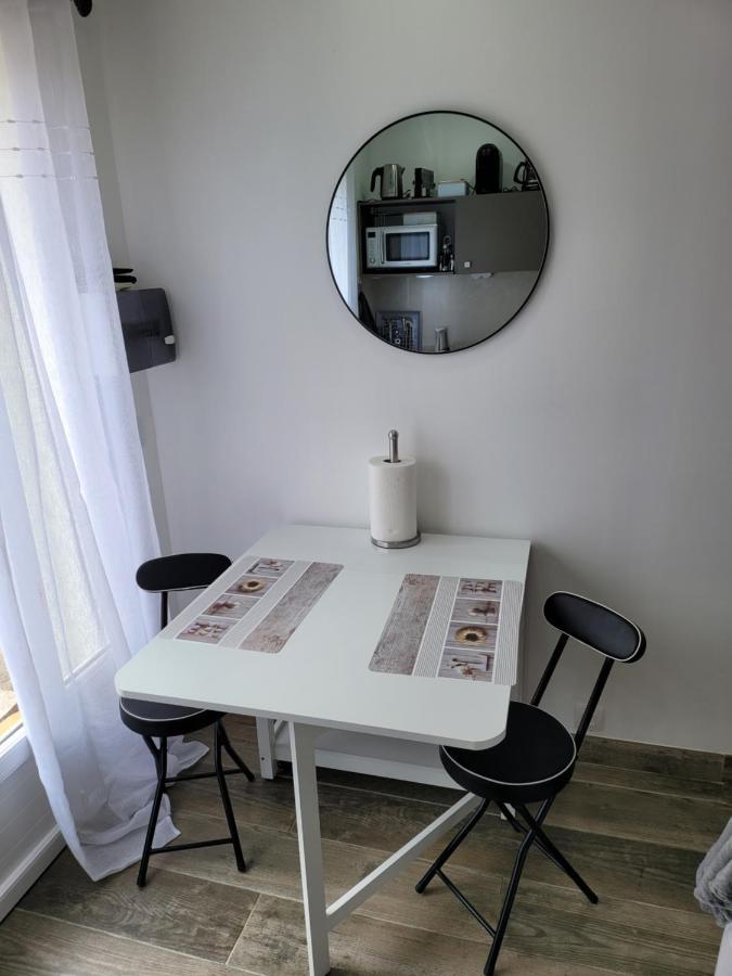 Studio 1 A La Trinite Proche De Nice, Monaco Et L'Italie Dış mekan fotoğraf